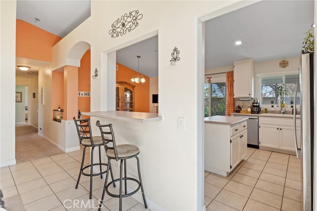 Detail Gallery Image 16 of 40 For 2865 W Rancho Vista Dr, Rialto,  CA 92377 - 4 Beds | 2 Baths