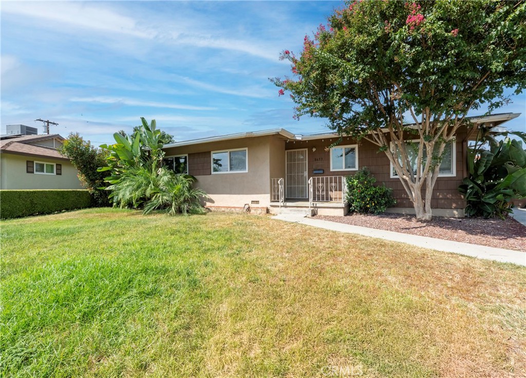 8653 Larkin
