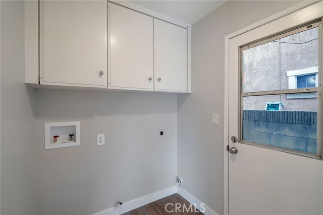 13527 Edgefield Street, Cerritos CA: https://media.crmls.org/medias/d768b8ad-686e-4213-bbe7-9c61795448ad.jpg