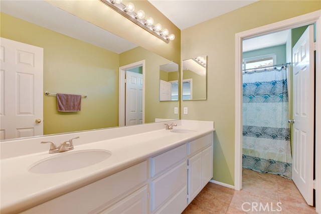 32501 Sprucewood Way, Lake Elsinore CA: https://media.crmls.org/medias/d7692384-d95e-4ded-86df-0f46200b1e0c.jpg