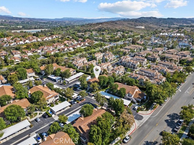 28 Via Terrano, Rancho Santa Margarita CA: https://media.crmls.org/medias/d769ac02-411c-44cd-b7bf-3f361cbd7ca1.jpg
