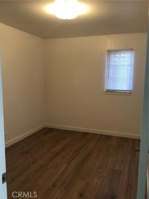 Detail Gallery Image 9 of 16 For 1202 W Lumber, Lancaster,  CA 93534 - 2 Beds | 1 Baths