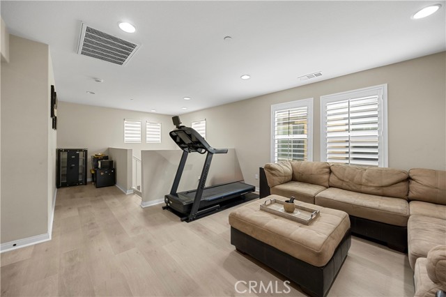 Detail Gallery Image 24 of 34 For 3009 E Arbor Ln, Ontario,  CA 91762 - 4 Beds | 2/1 Baths