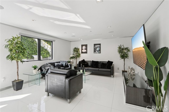 Detail Gallery Image 19 of 73 For 23670 Park Andorra, Calabasas,  CA 91302 - 4 Beds | 4/1 Baths