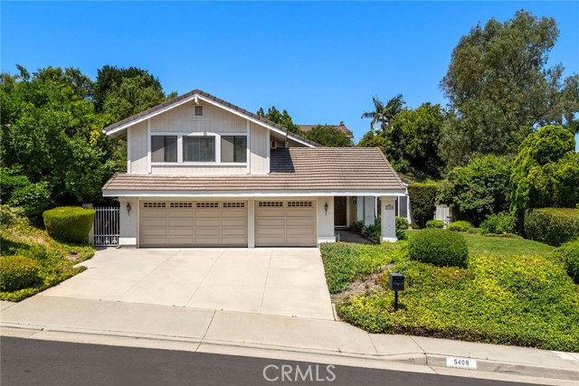 5409 Willowick Circle, Anaheim Hills CA: https://media.crmls.org/medias/d76a49b4-30e0-4db1-8d39-7cb13815dc76.jpg