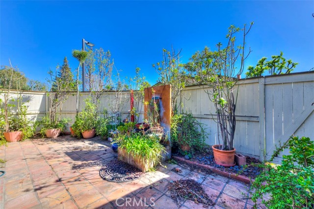 Detail Gallery Image 11 of 22 For 1682 Aspen Village Way, West Covina,  CA 91791 - 2 Beds | 2 Baths