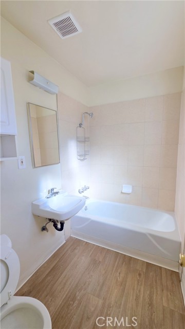 Detail Gallery Image 10 of 15 For 252 S 1st Street #C,  Upland,  CA 91786 - 1 Beds | 1 Baths