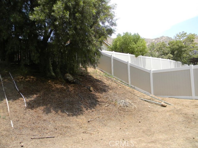 21484 Dickinson Road, Moreno Valley CA: https://media.crmls.org/medias/d76aa9f2-4633-41af-8b6b-05de47a48827.jpg