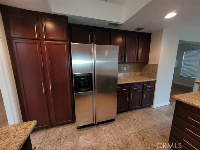 13611 Amanda Street, Fontana CA: https://media.crmls.org/medias/d76ab93d-5dbb-475d-8f55-e2e1667aba60.jpg