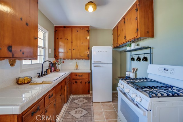 Detail Gallery Image 20 of 50 For 1901 Phillips Way, Los Angeles,  CA 90042 - 2 Beds | 1 Baths