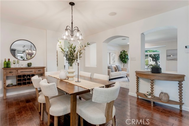 2019 Charlemagne Avenue photo 6