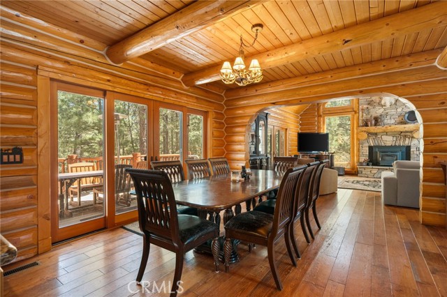 Detail Gallery Image 11 of 57 For 1947 Shady, Big Bear City,  CA 92314 - 5 Beds | 3/1 Baths