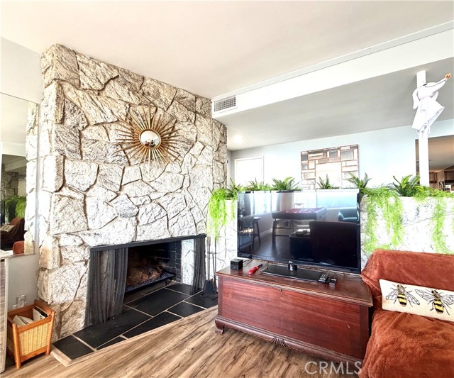 Detail Gallery Image 9 of 56 For 11759 S Circle Dr, Whittier,  CA 90601 - 3 Beds | 2/1 Baths