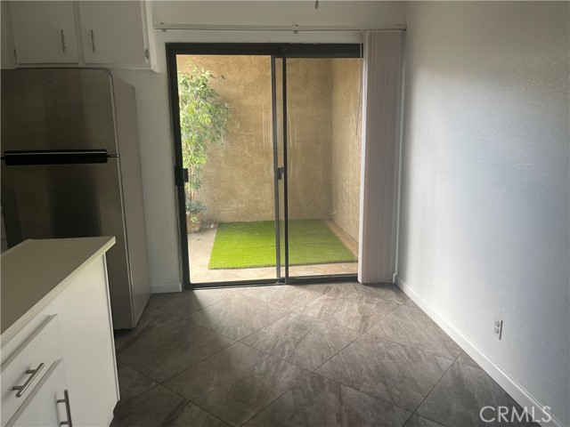 Detail Gallery Image 4 of 5 For 481 Bradshaw Ln #13,  Palm Springs,  CA 92262 - 2 Beds | 2 Baths