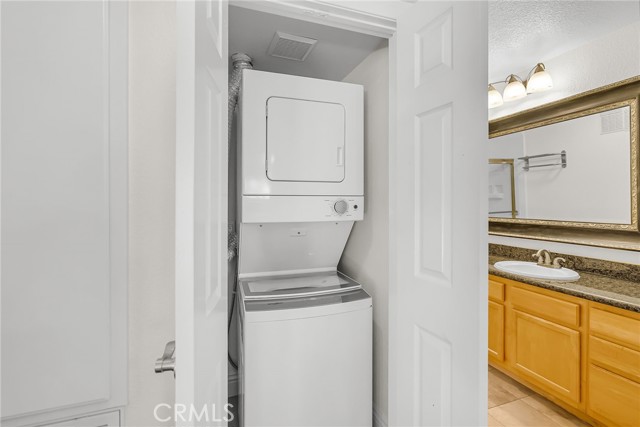 Image 10 of 38 For 2275 Del Mar Way 307