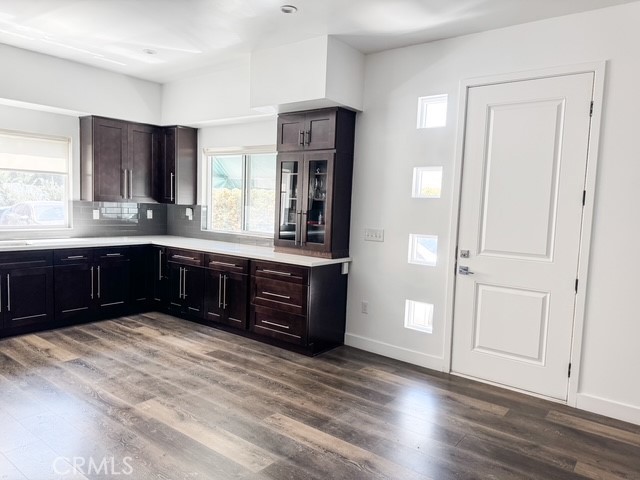 https://media.crmls.org/medias/d76ce5b6-18b4-4682-aa7a-f31ddb56fd05.jpg?preset=X-Large