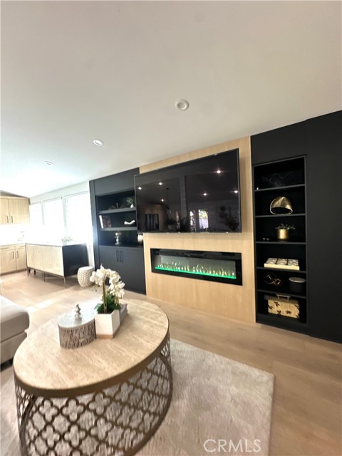 Detail Gallery Image 7 of 27 For 12746 Martha Ann, Los Alamitos,  CA 90720 - 4 Beds | 3 Baths