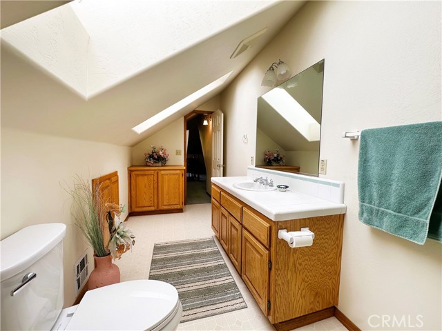 Detail Gallery Image 66 of 72 For 27547 W Shore Rd, Lake Arrowhead,  CA 92352 - 3 Beds | 3/1 Baths