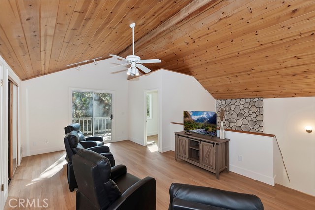 Detail Gallery Image 19 of 37 For 319 Dorn Dr, Crestline,  CA 92325 - 2 Beds | 1/1 Baths