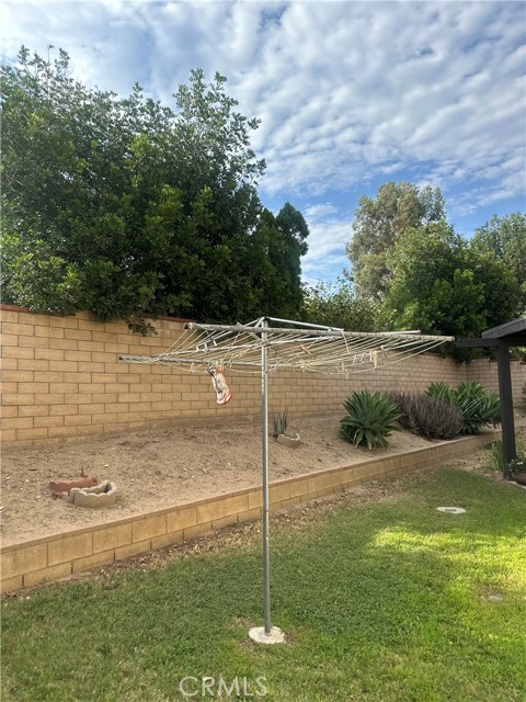Detail Gallery Image 11 of 11 For 2341 N Palm Ave, Rialto,  CA 92377 - 3 Beds | 2/1 Baths