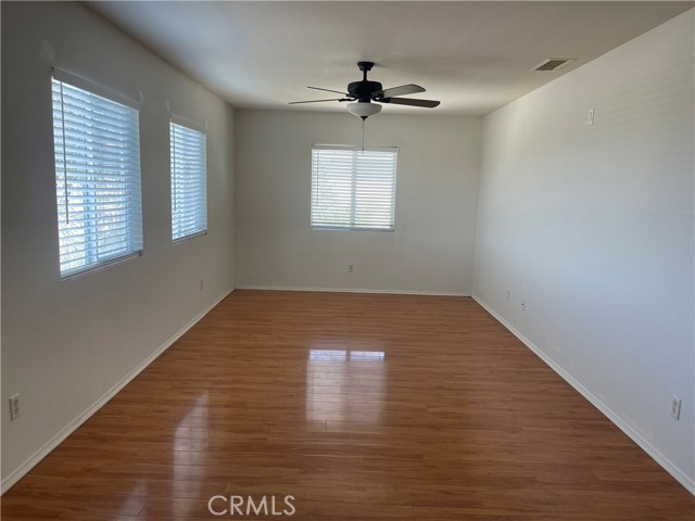 37075 Parkway Drive, Beaumont CA: https://media.crmls.org/medias/d76eeacd-9301-4376-8241-de0ccd8099f5.jpg