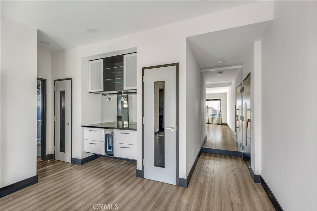 MLS #OC26003055 image #8