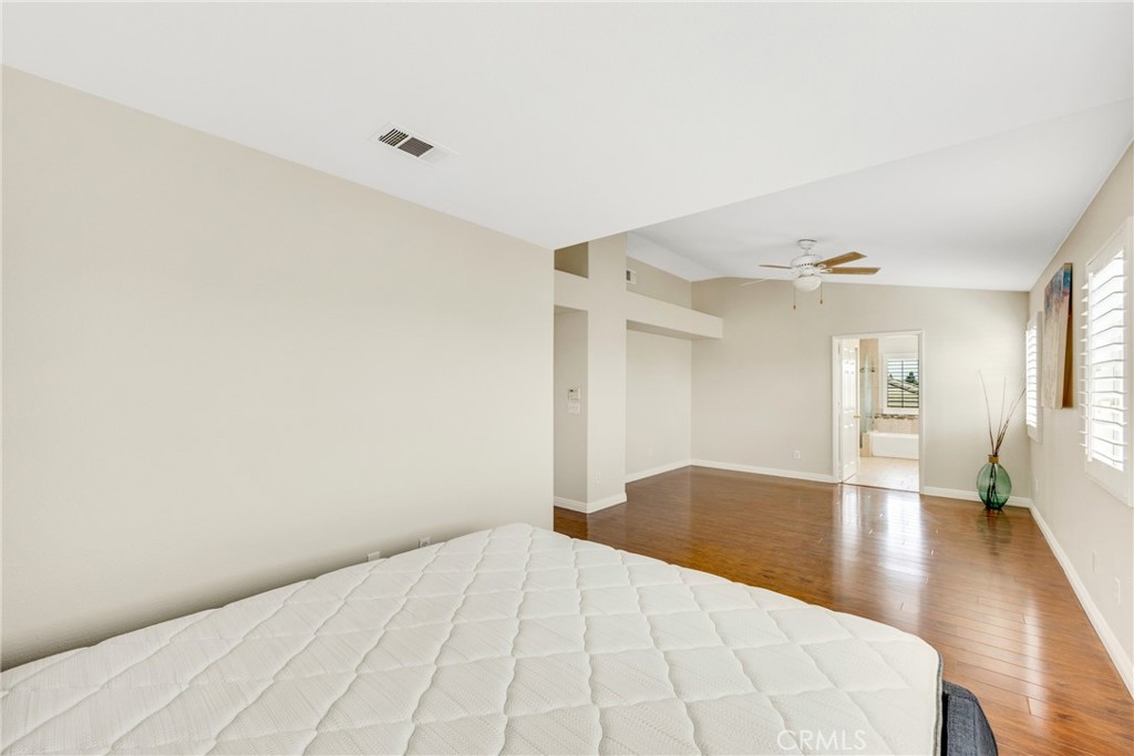 MLS #WS25153585 img 38