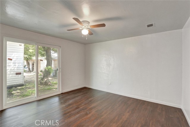 3001 N State Street, San Bernardino CA: https://media.crmls.org/medias/d7702797-109f-4d7e-a596-48652db0dbd6.jpg