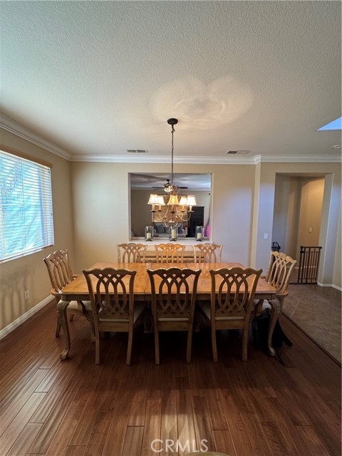 Detail Gallery Image 6 of 20 For 12203 Appian Dr, Rancho Cucamonga,  CA 91739 - 5 Beds | 2/1 Baths