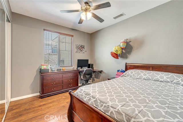 Detail Gallery Image 13 of 45 For 15356 Thistle St, Fontana,  CA 92336 - 5 Beds | 3 Baths