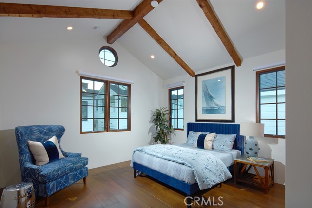 235 Poppy Avenue, Corona del Mar CA: https://media.crmls.org/medias/d77160b9-acbb-4711-bd5a-8cbebb7a4d9d.jpg