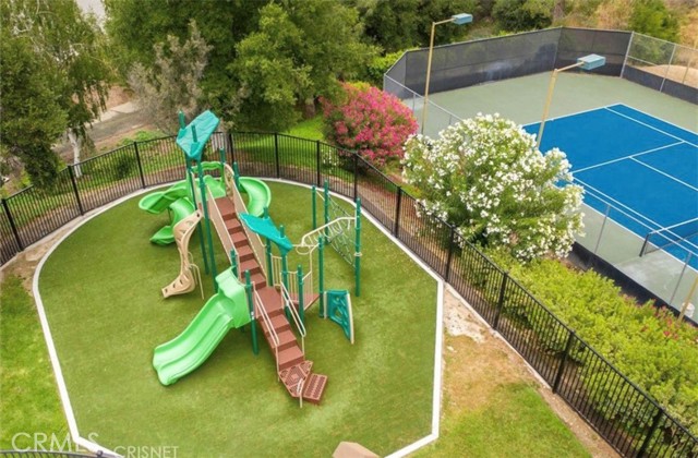Detail Gallery Image 52 of 59 For 24517 Thistle Ct, Newhall,  CA 91321 - 4 Beds | 3 Baths