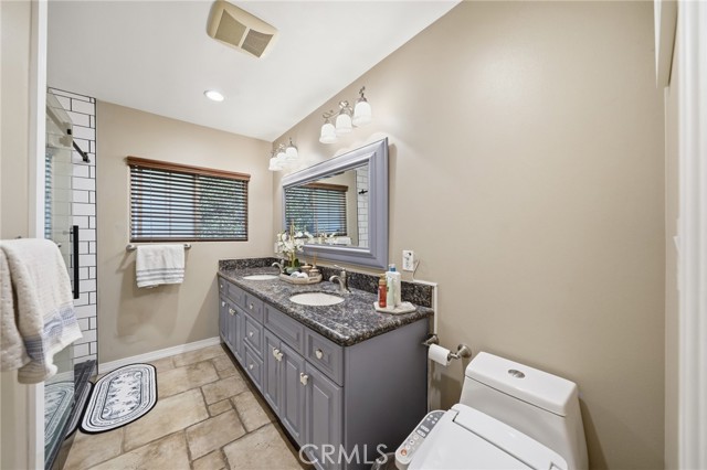 Detail Gallery Image 14 of 56 For 706 Nancy Ln, Fullerton,  CA 92831 - 4 Beds | 2/1 Baths