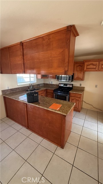 Detail Gallery Image 8 of 29 For 24786 Valecrest Dr, Moreno Valley,  CA 92557 - 3 Beds | 2 Baths