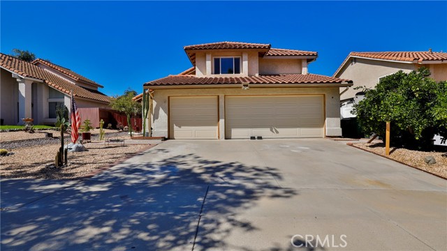 Detail Gallery Image 1 of 21 For 2188 Turnberry Lane, Corona,  CA 92881 - 4 Beds | 3 Baths