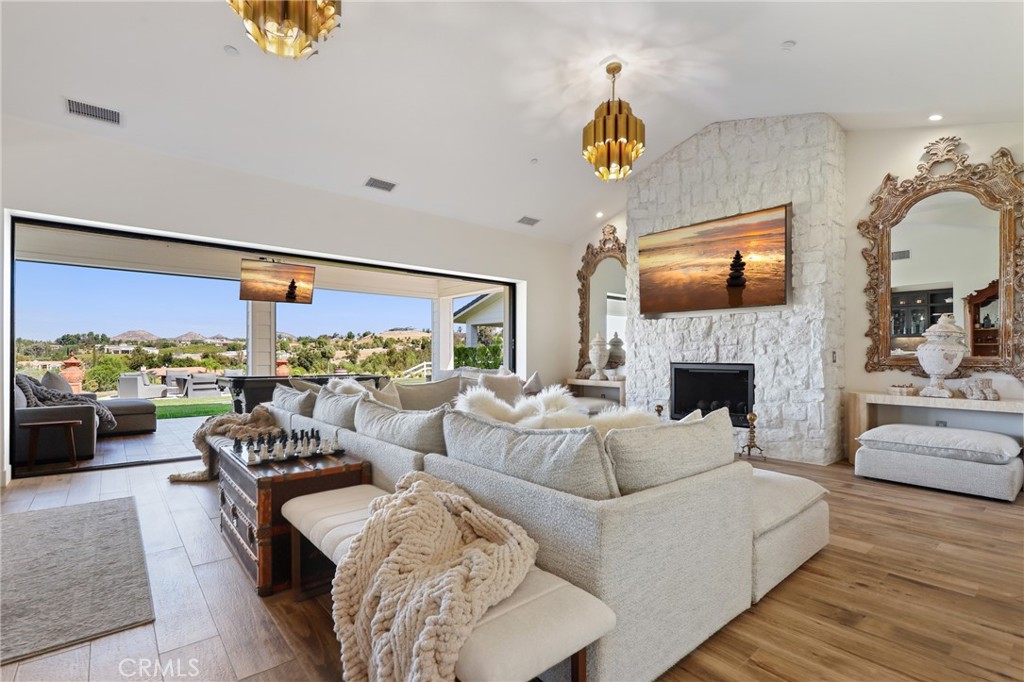 40756 Los Ranchos Circle