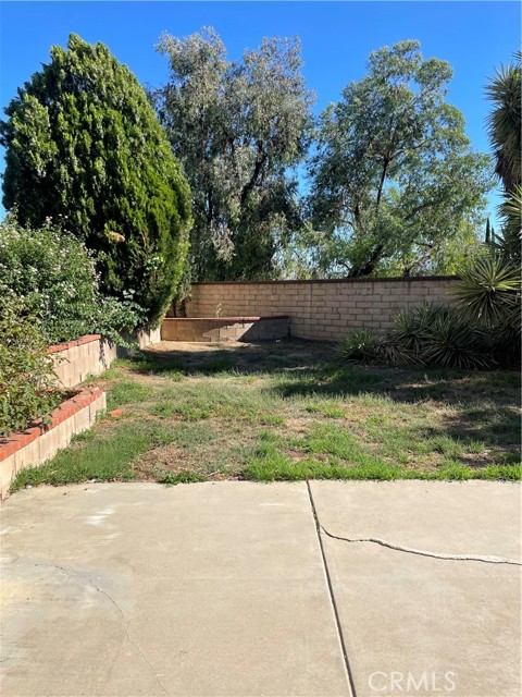 Detail Gallery Image 16 of 19 For 13592 Crescent Hill Drive, Chino Hills,  CA 91709 - 3 Beds | 2/1 Baths