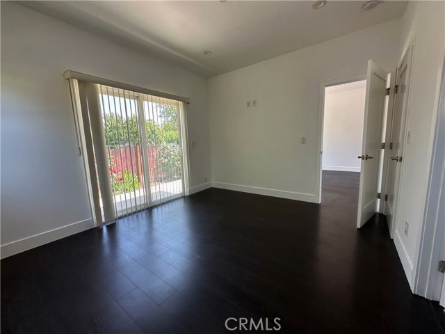 Detail Gallery Image 11 of 17 For 14727 Albers St, Sherman Oaks,  CA 91411 - 3 Beds | 2 Baths