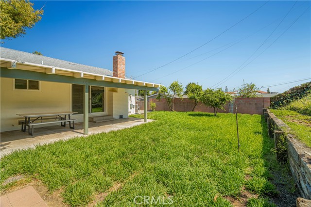 981 Russell Street, La Habra CA: https://media.crmls.org/medias/d775f2f3-2ab7-43a0-9e10-dac094075118.jpg