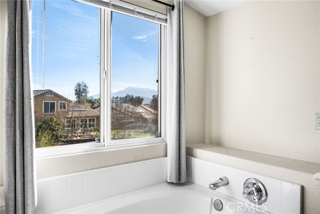 Detail Gallery Image 31 of 47 For 1232 Sunburst, Beaumont,  CA 92223 - 4 Beds | 3 Baths