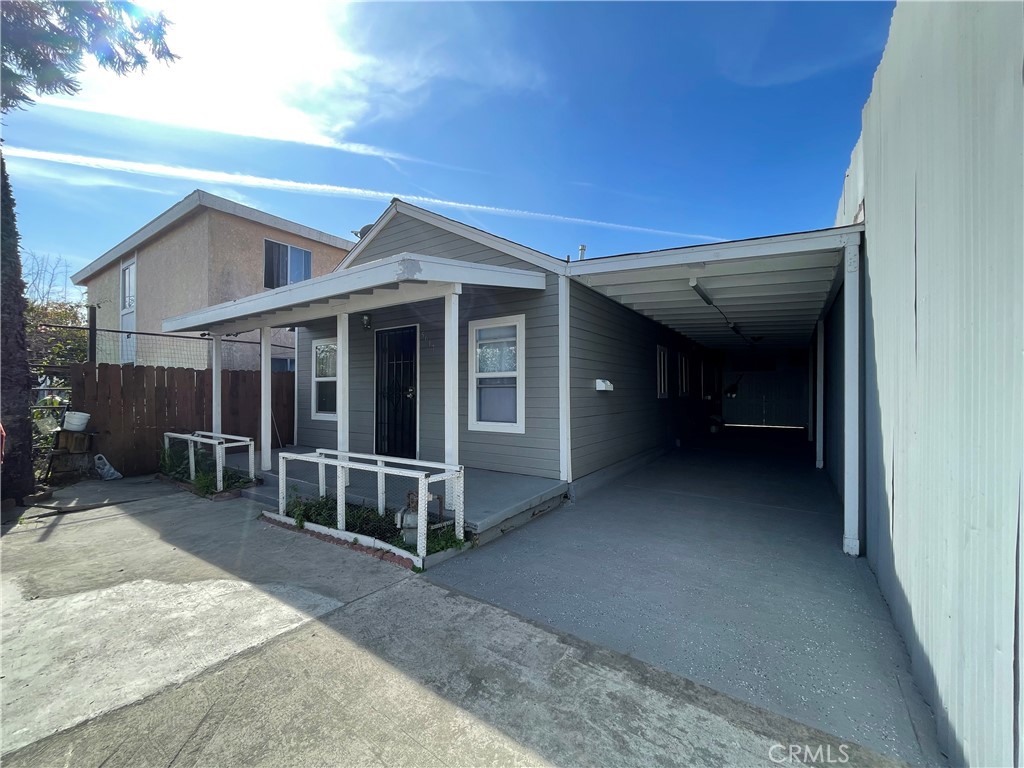 5017 Long Beach Avenue, Los Angeles, CA 90058