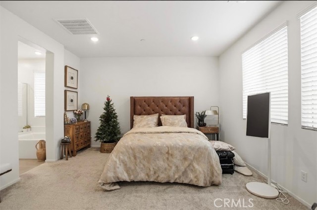 Detail Gallery Image 14 of 22 For 14545 Gulfstream Ln, Moreno Valley,  CA 92553 - 3 Beds | 2 Baths