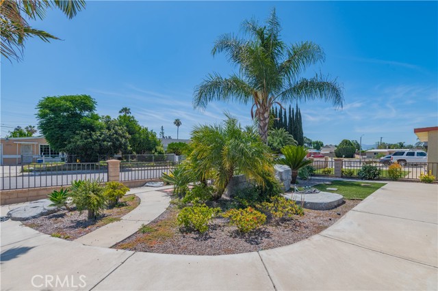 Detail Gallery Image 2 of 25 For 13224 18th St, Chino,  CA 91710 - 3 Beds | 2 Baths