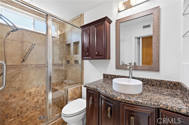 26762 Via Zaragosa, Mission Viejo CA: https://media.crmls.org/medias/d77b0b3a-430f-45c3-9065-bffe7f0e356a.jpg