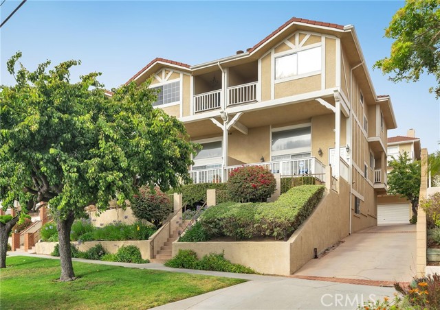 222 Guadalupe Avenue, Redondo Beach, California 90277, 2 Bedrooms Bedrooms, ,2 BathroomsBathrooms,Residential,Sold,Guadalupe,SB22151947