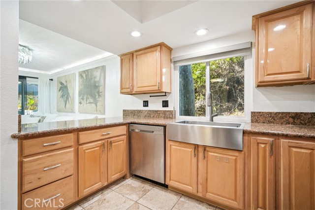 Detail Gallery Image 10 of 52 For 22235 Vista Verde Dr, Lake Forest,  CA 92630 - 2 Beds | 2/1 Baths