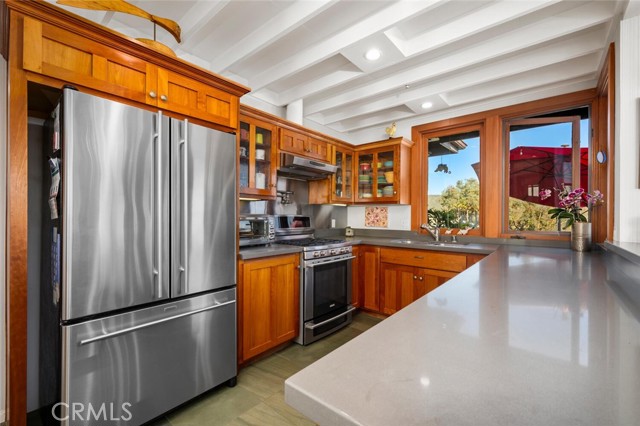 1687 Temple Hills Drive, Laguna Beach CA: https://media.crmls.org/medias/d77bb733-ec15-4819-a244-f57feabad265.jpg