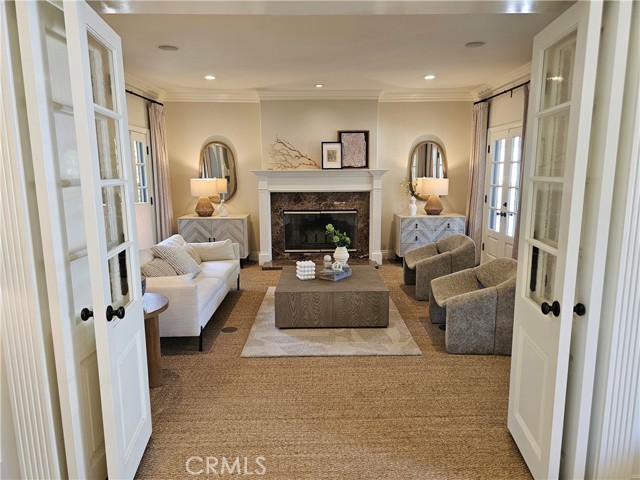 411 Snug Harbor Road, Newport Beach CA: https://media.crmls.org/medias/d77bbc0a-9c4a-41a8-9f54-87aa7fa33947.jpg