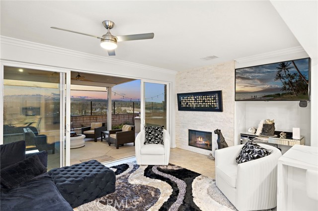 9 Durham Court, Laguna Niguel CA: https://media.crmls.org/medias/d77be791-c802-4448-9eee-ab3ee55aa4ae.jpg