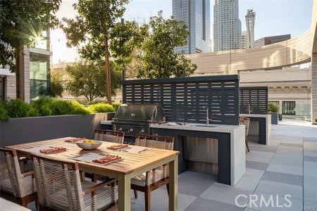 Detail Gallery Image 9 of 20 For 400 S Broadway #2710,  Los Angeles,  CA 90013 - 2 Beds | 2 Baths